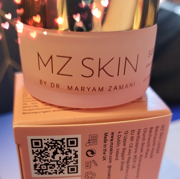 MZ Soothe & Smooth hyaluronic brightening eye complex OR get TWO w FREE gift - Picture 2 of 5